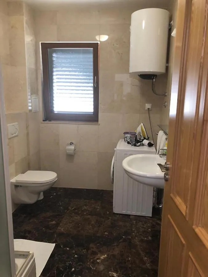 Maritime Villa Salena, Apartment Pool And Beach Slatine